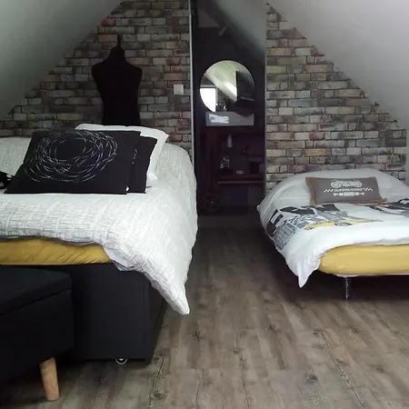 Hébergements indépendants chez l'habitant Saint-Mars-dʼOutillé Buitenkant foto